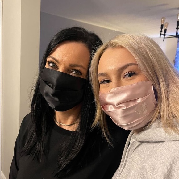 Très Silk - 100% Natural Mulberry Silk Mask - Picture 2 of 4